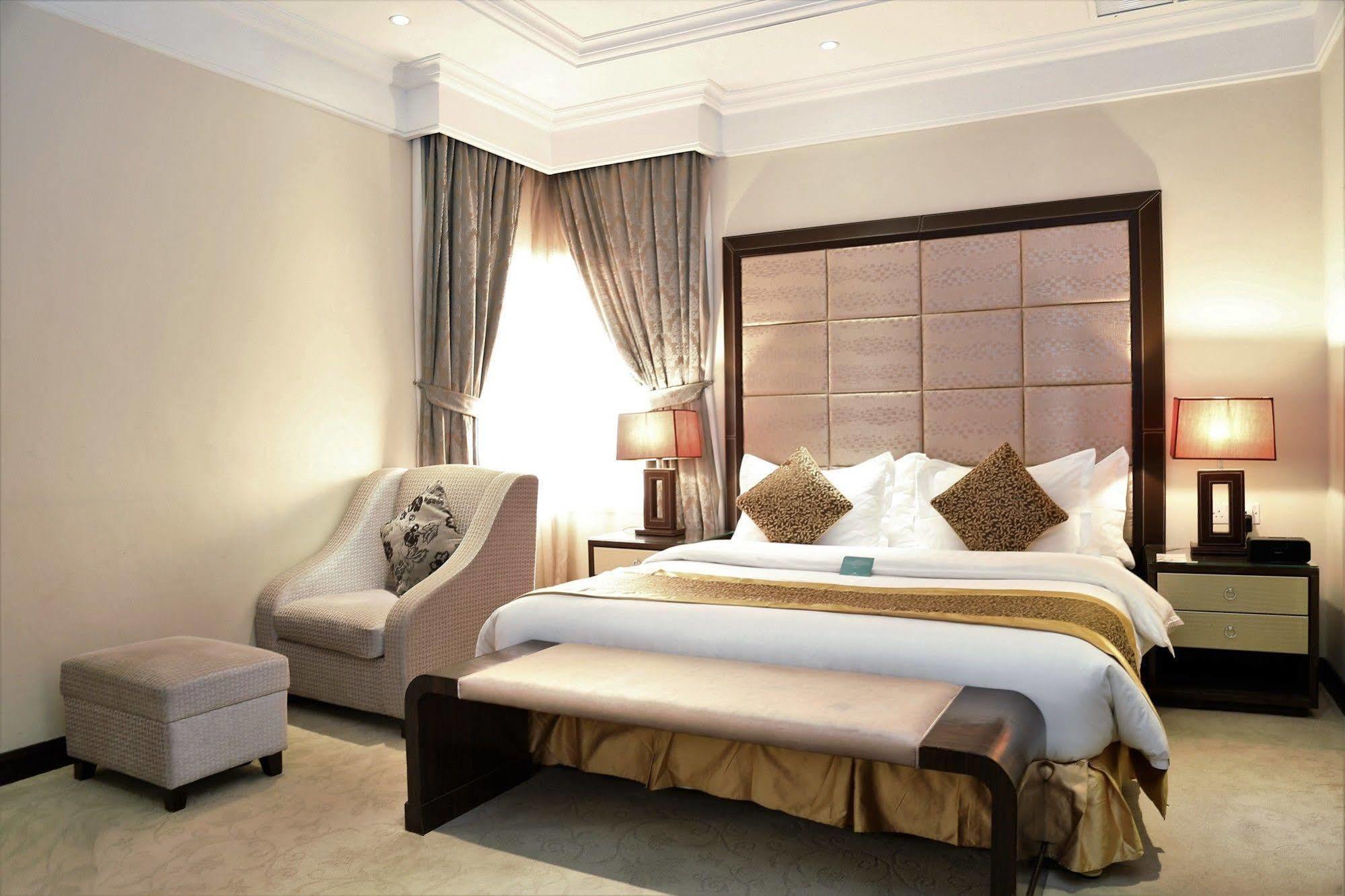 Aparthotel Boudl Kuwait Al Fahahil Kuwait City Exteriér fotografie